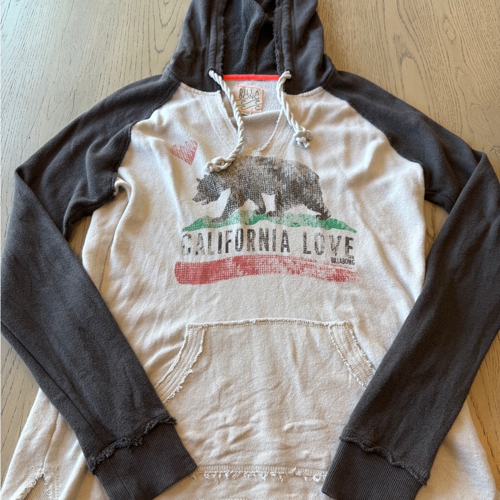 Women’s Billabong Cream and Gray Knit Hoodie XL